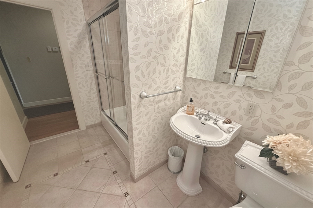 33 Glendale Road Property Photo 15