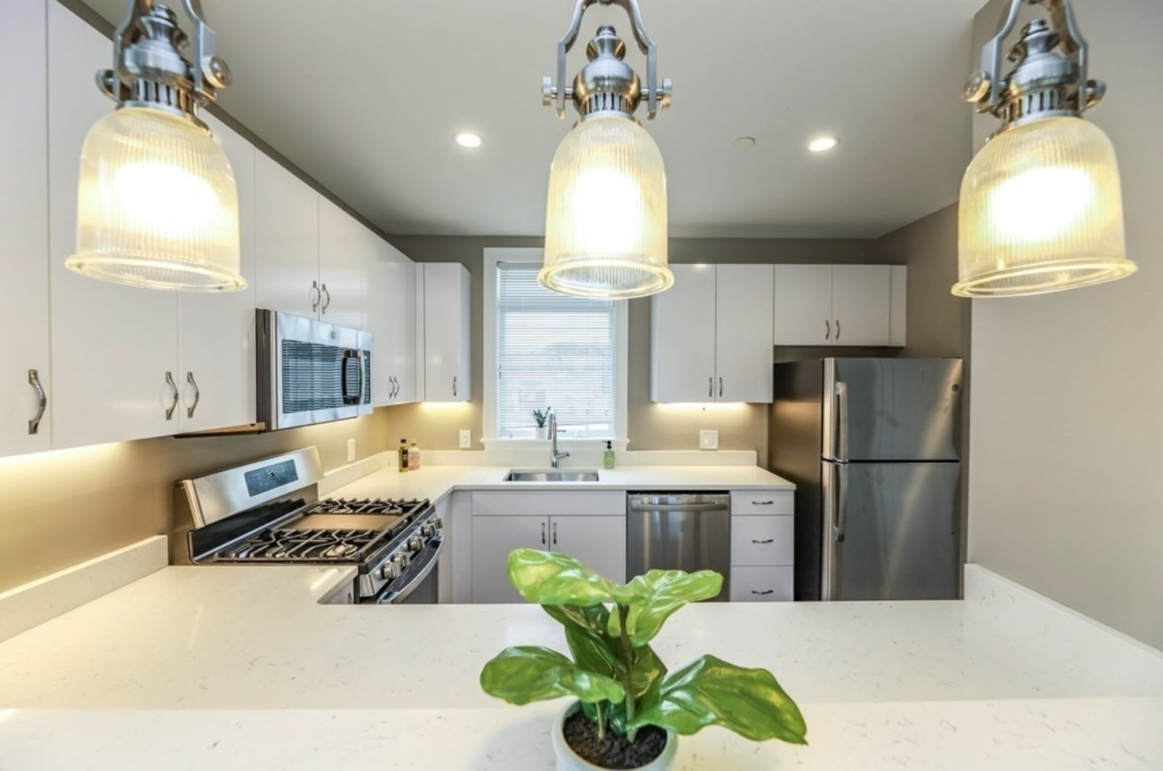 4945 Washington # 412 Property Photo 7