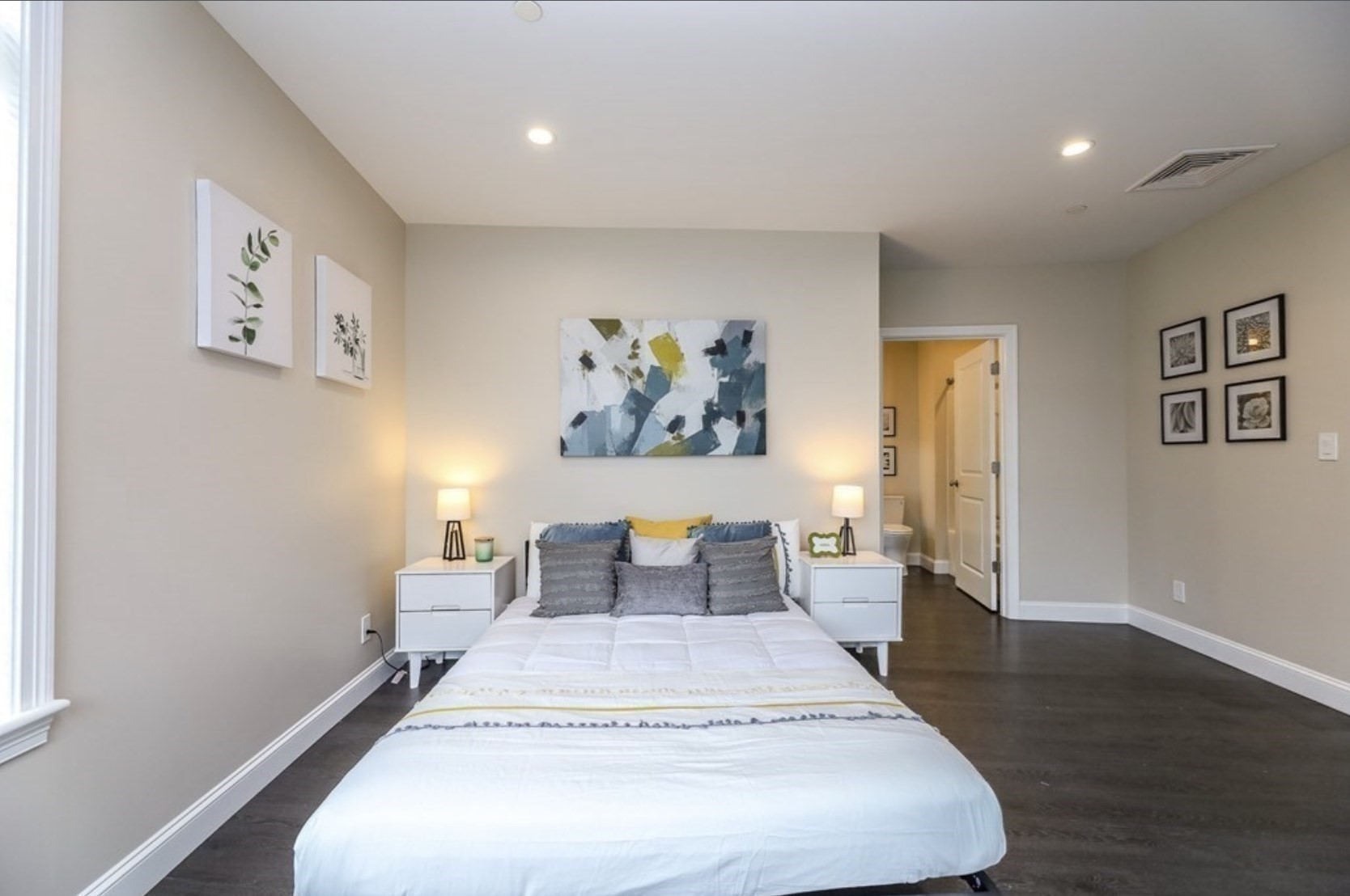 4945 Washington # 412 Property Photo 8