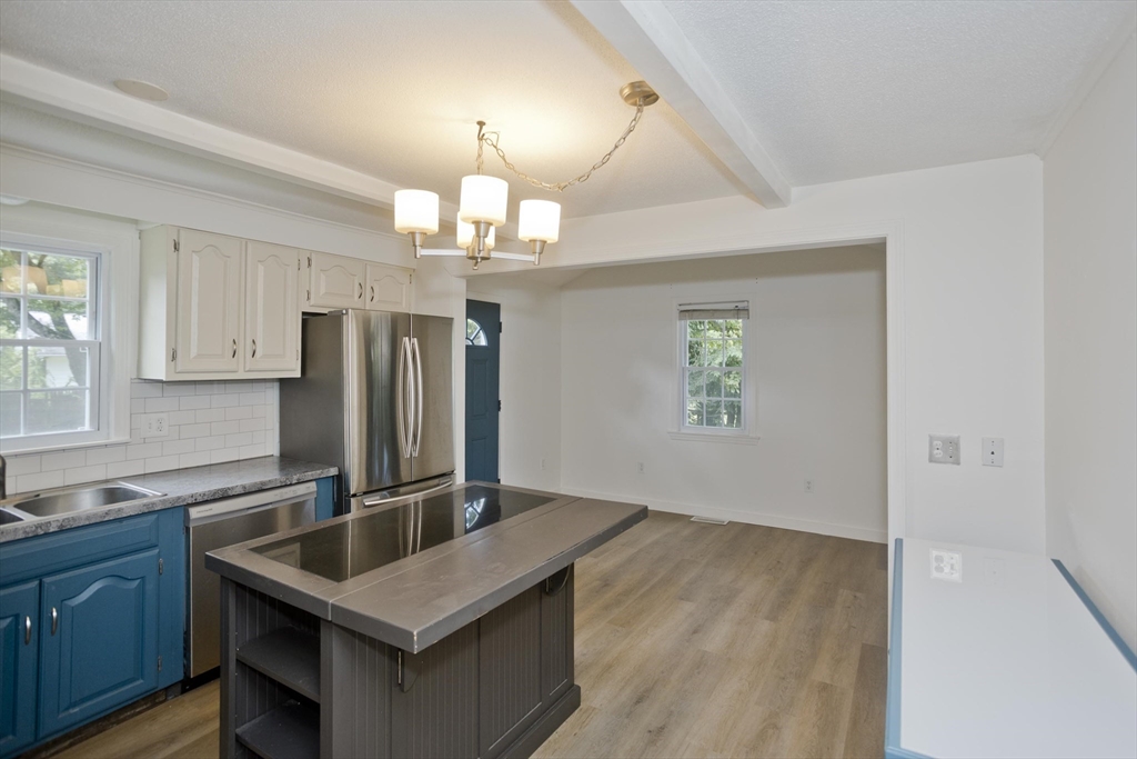 70 Yeoman Avenue Property Photo 11