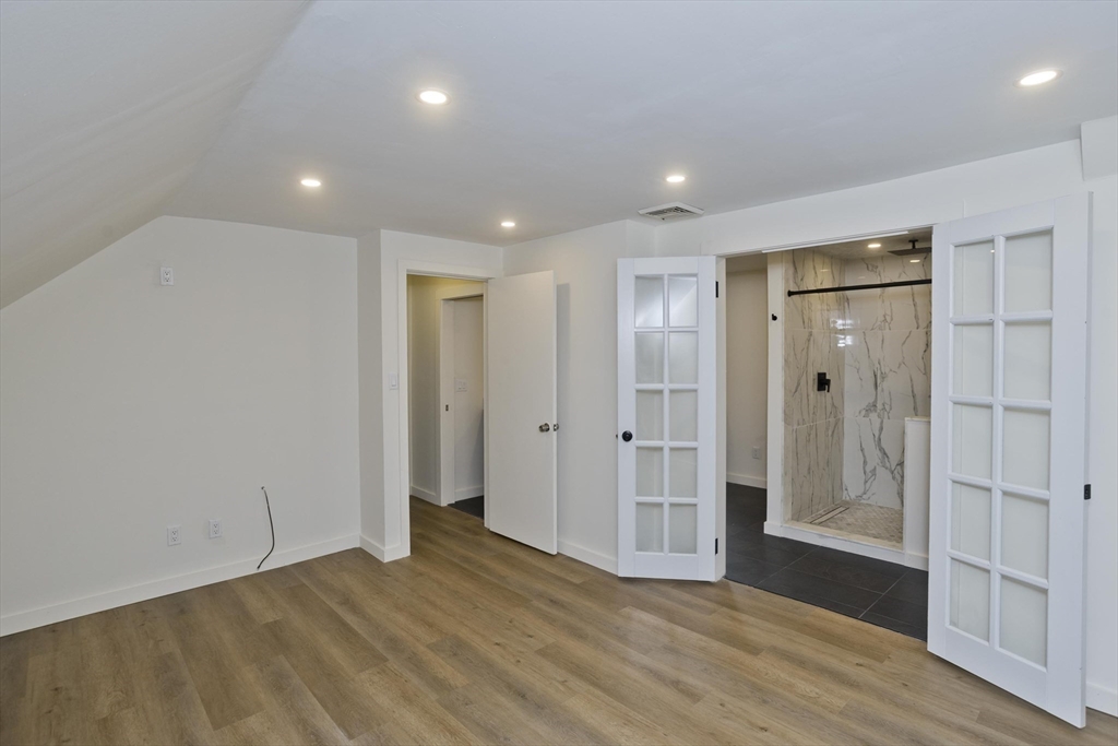70 Yeoman Avenue Property Photo 24
