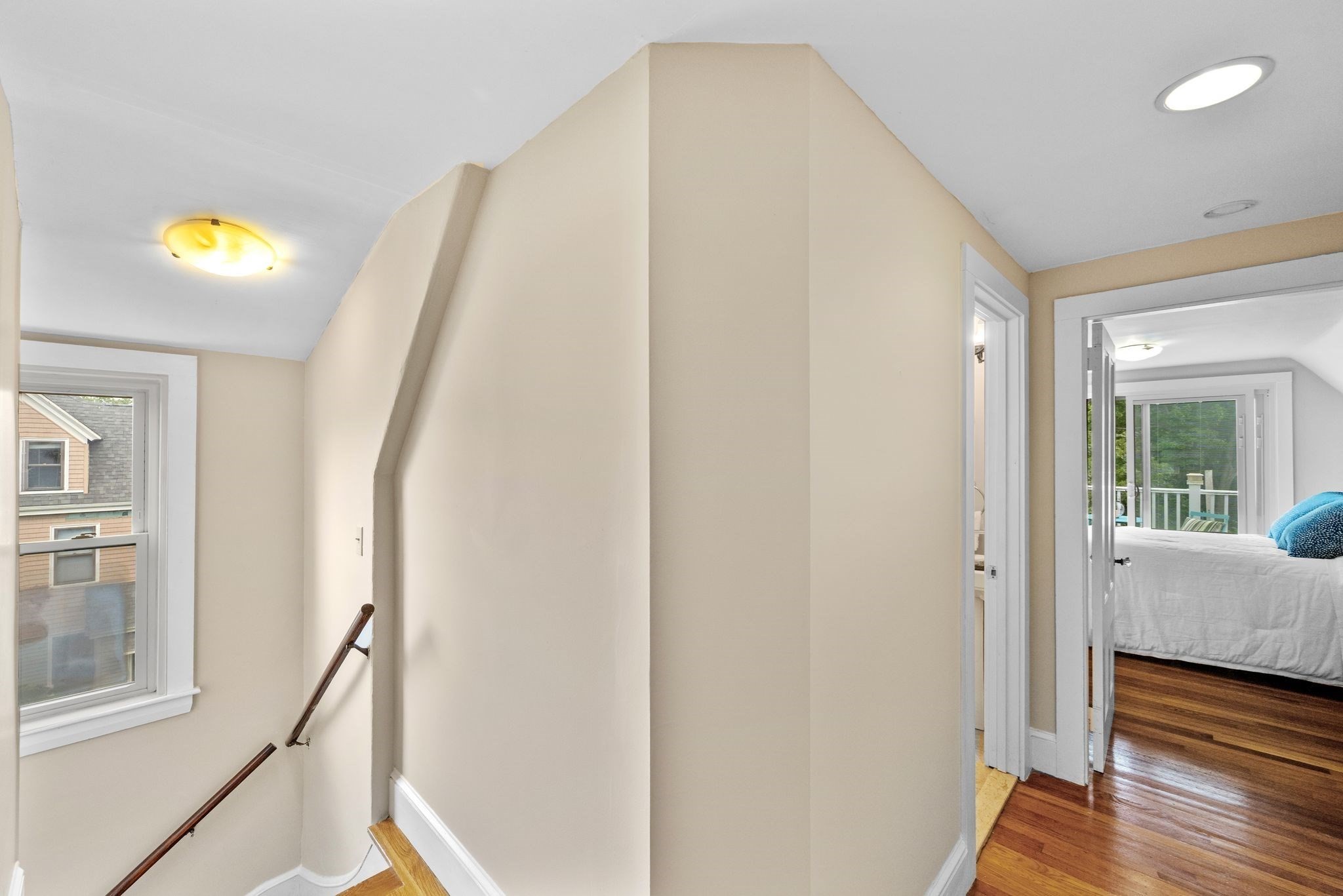 128 Selwyn St # 2 Property Photo 24