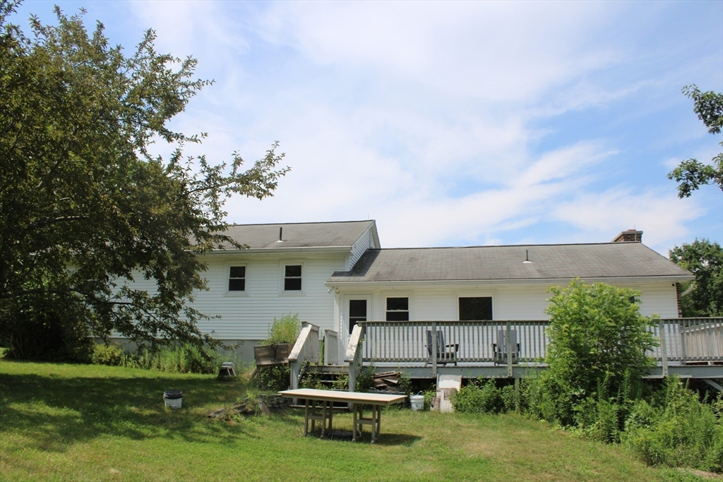 288 Truce Rd Property Photo 4