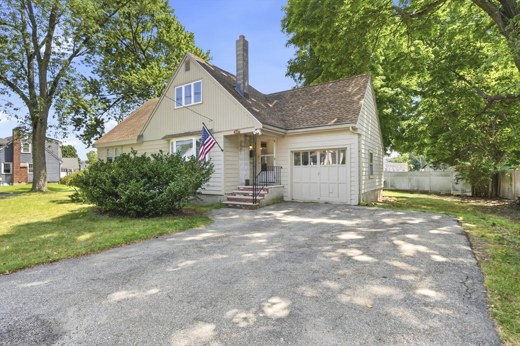 52 Wyman St Property Photo 1