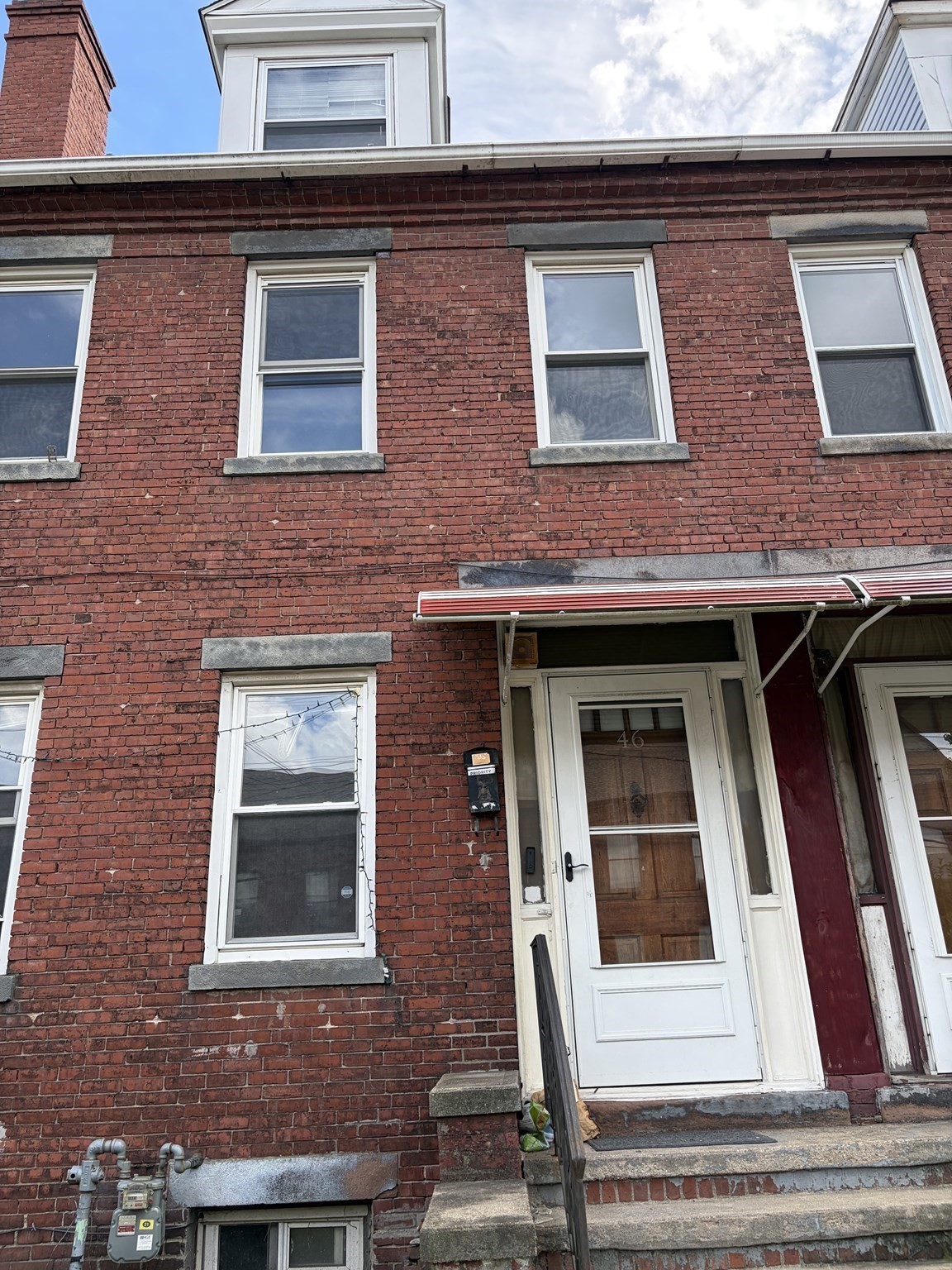 46 N Canal St Property Photo 1
