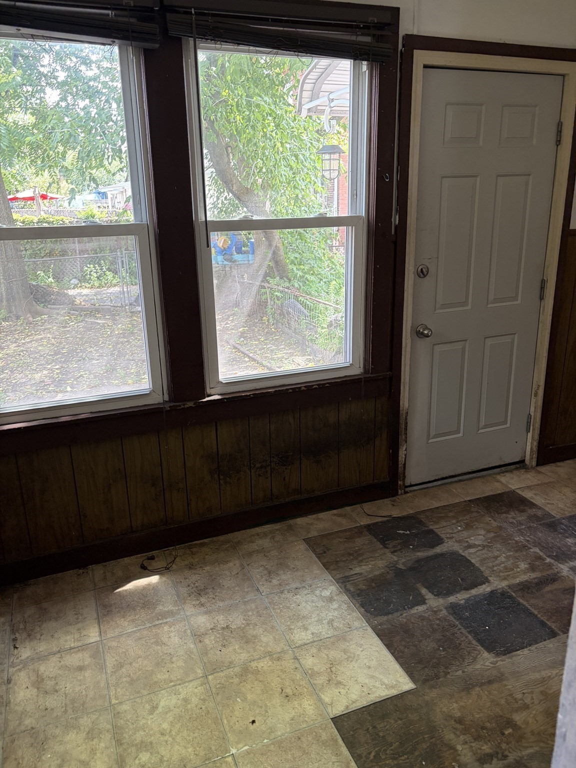 46 N Canal St Property Photo 7