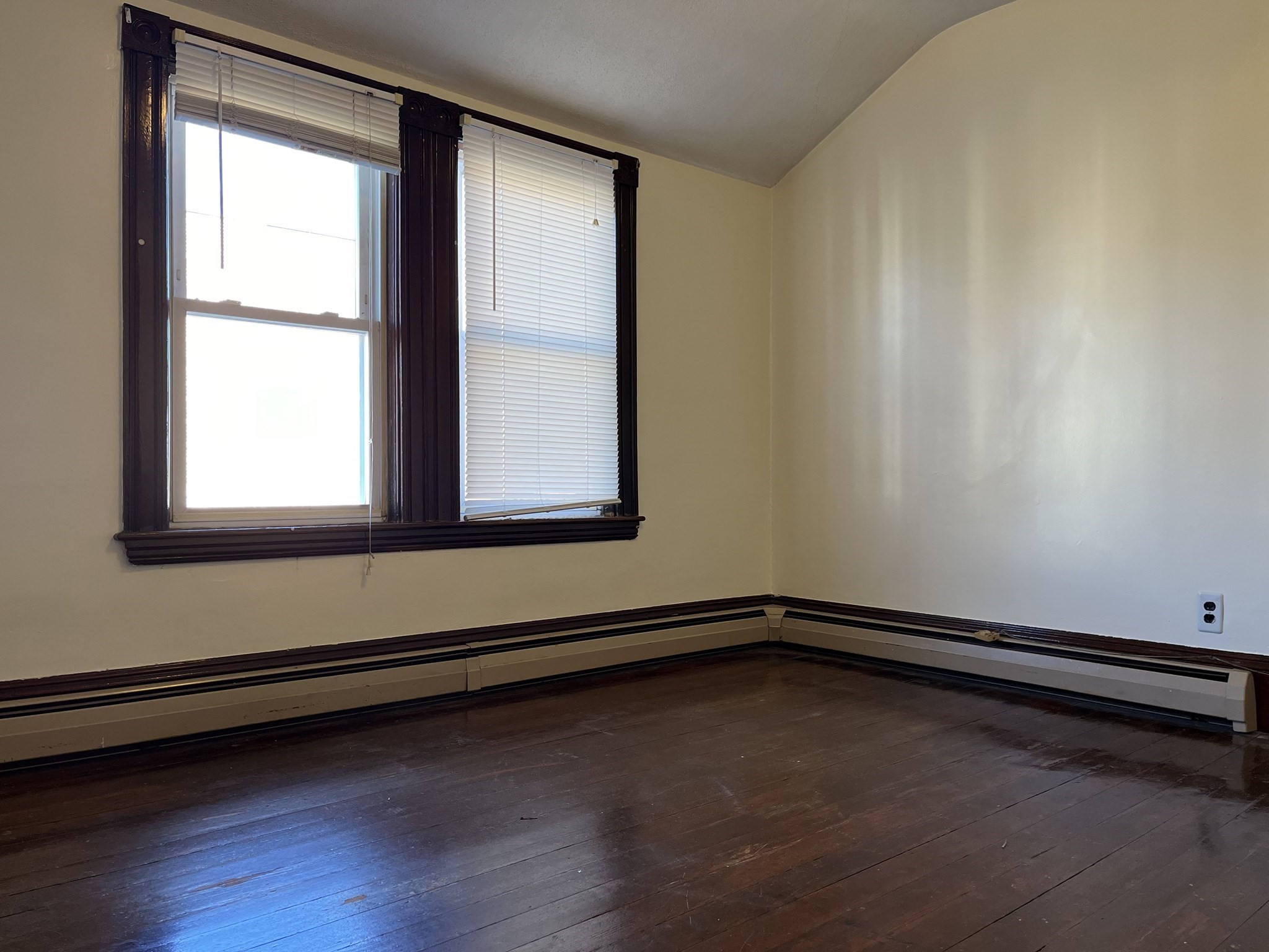 168 Elm St. # 3 Property Photo 3