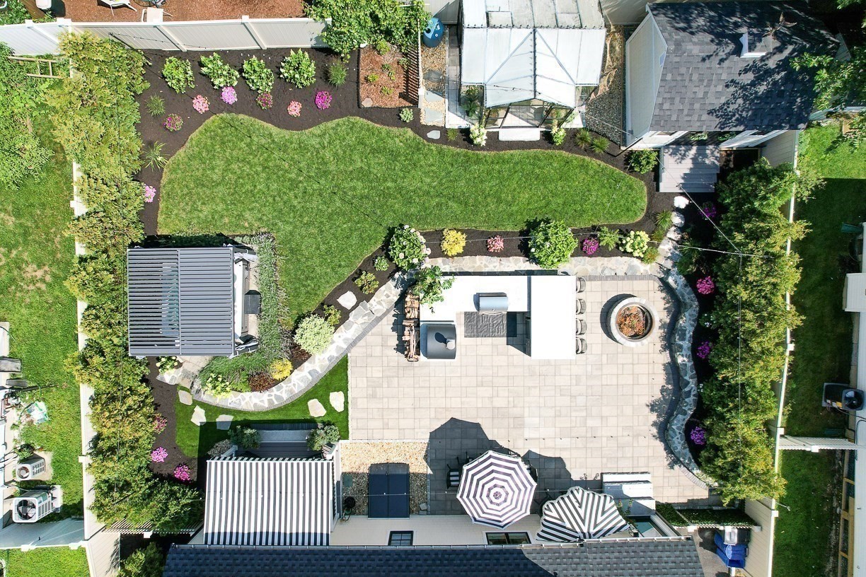 50 Holland Street Property Photo 7