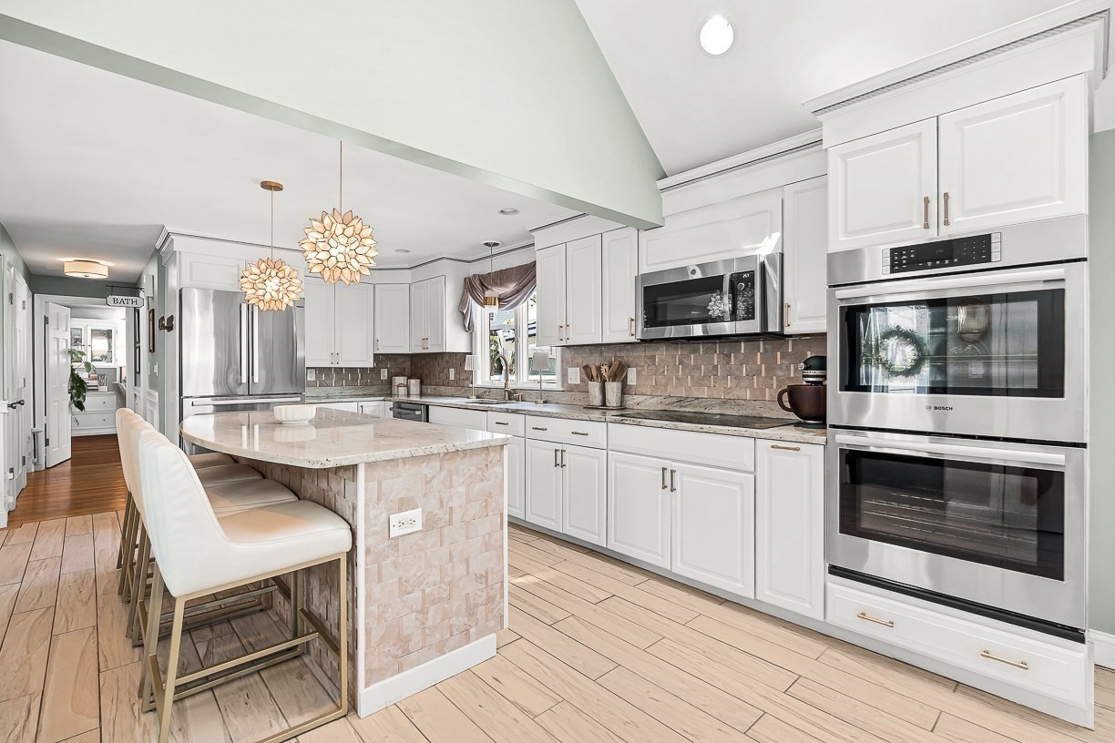 50 Holland Street Property Photo 14