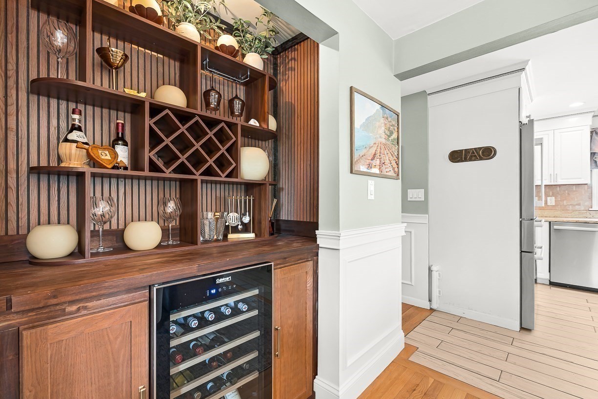 50 Holland Street Property Photo 21