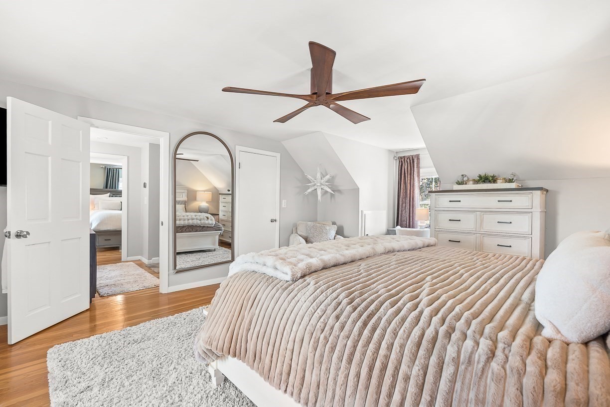 50 Holland Street Property Photo 26