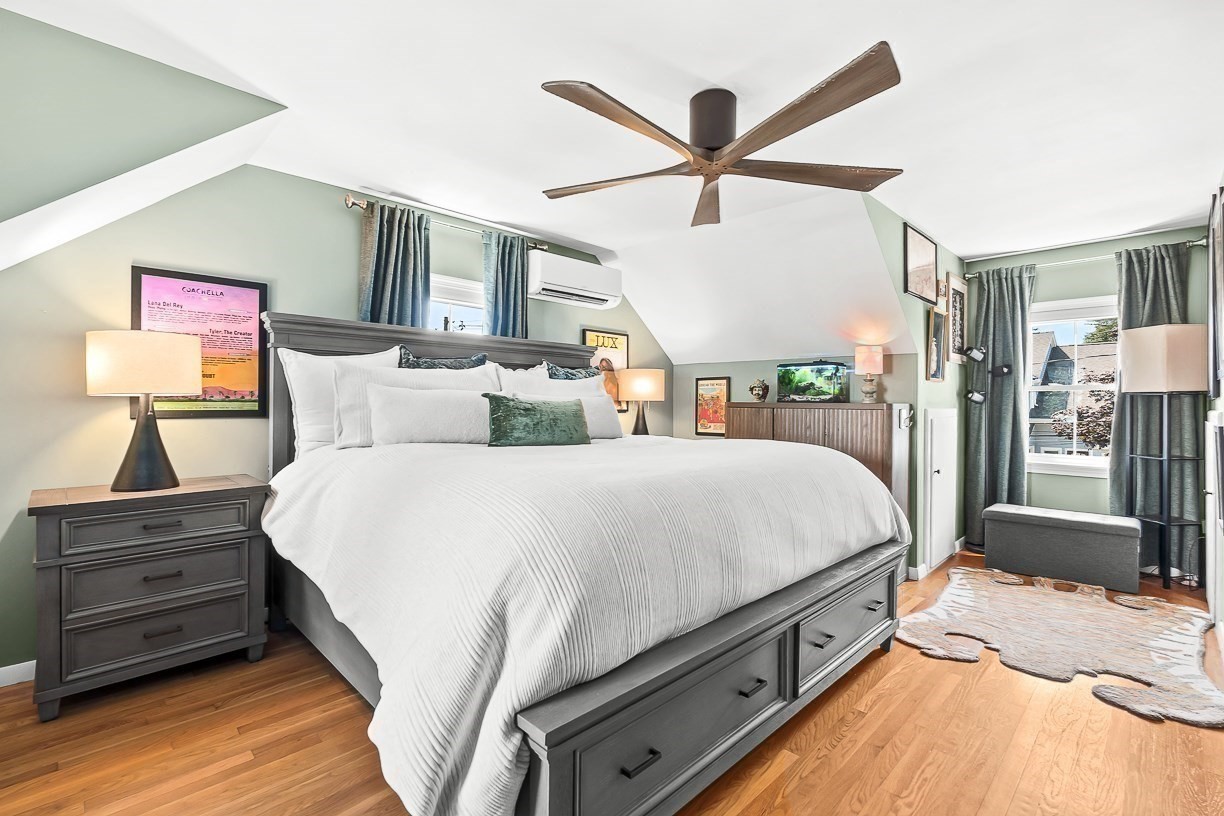 50 Holland Street Property Photo 28