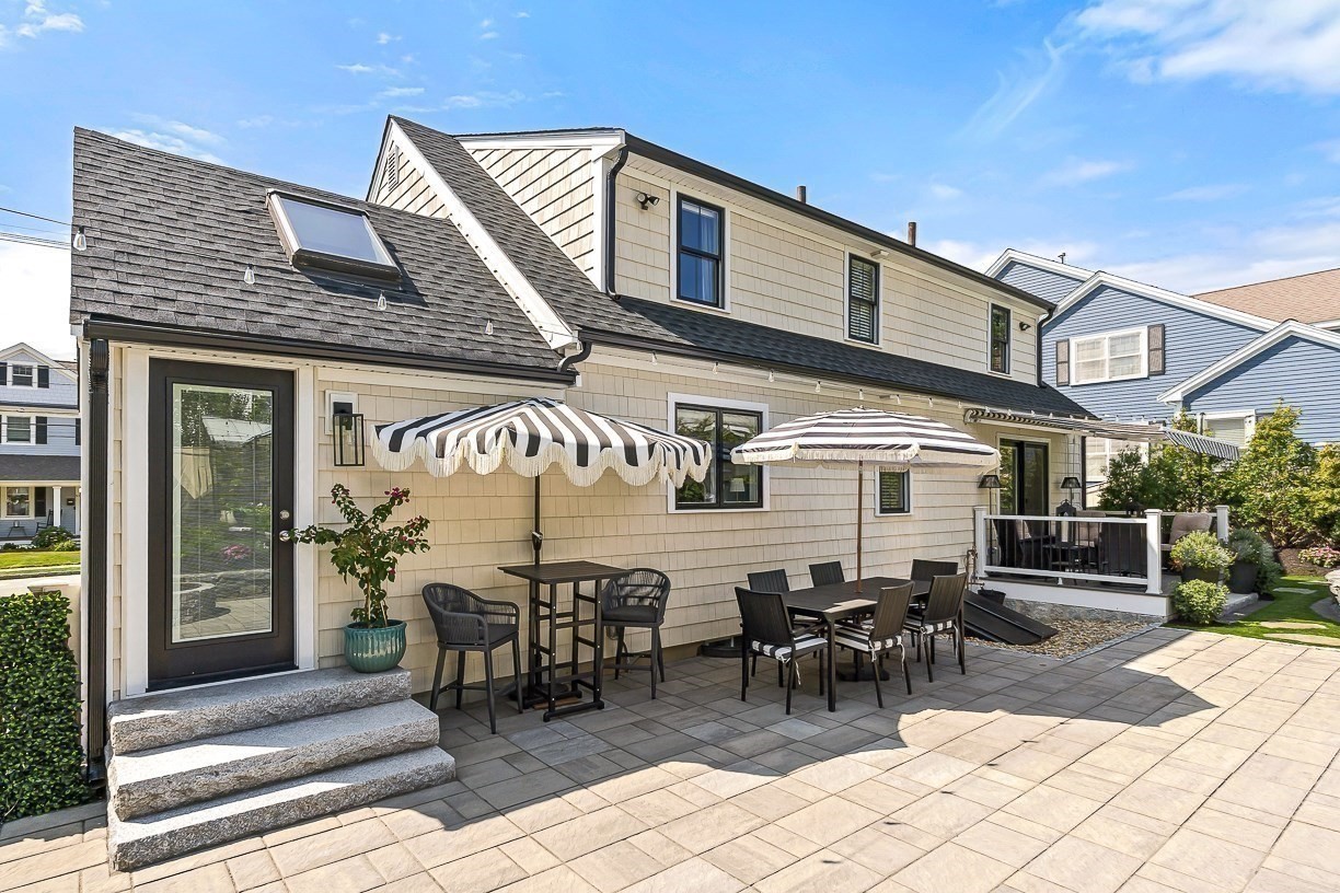 50 Holland Street Property Photo 38