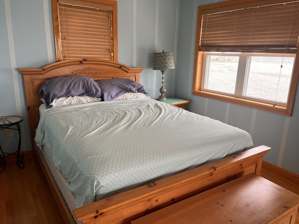 29 Cove Street Property Photo 10