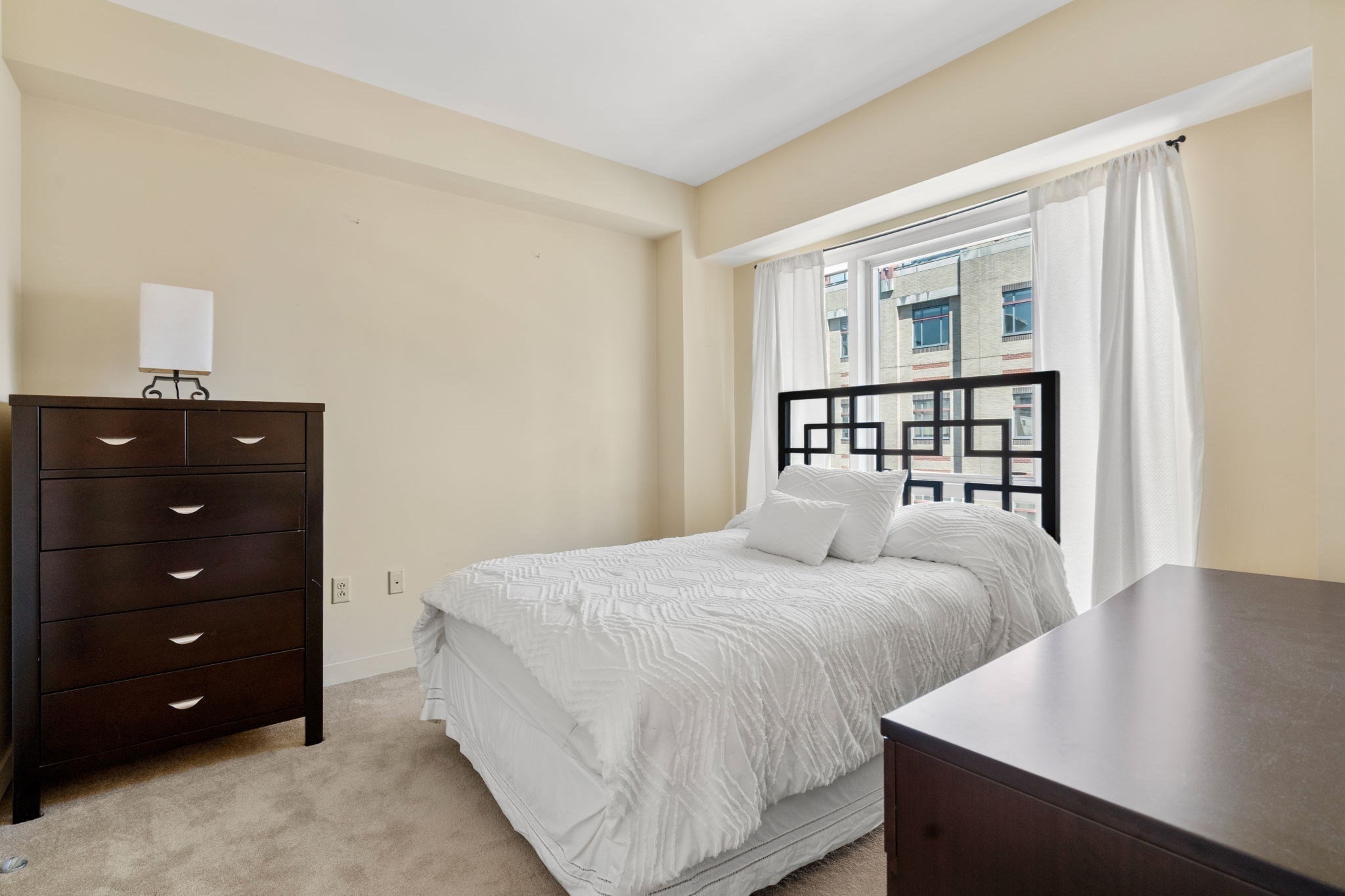 1 Nassau St # 1002 Property Photo 7