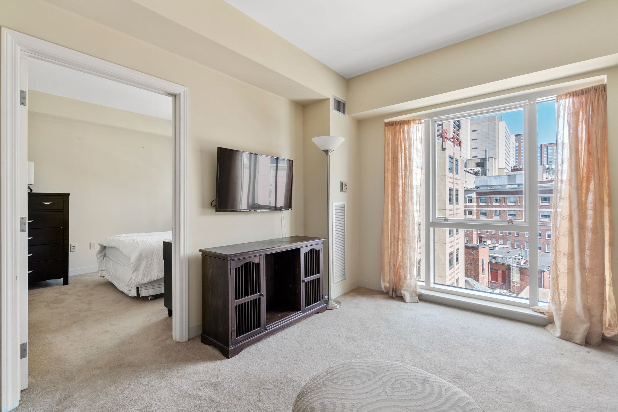 1 Nassau St # 1002 Property Photo 9