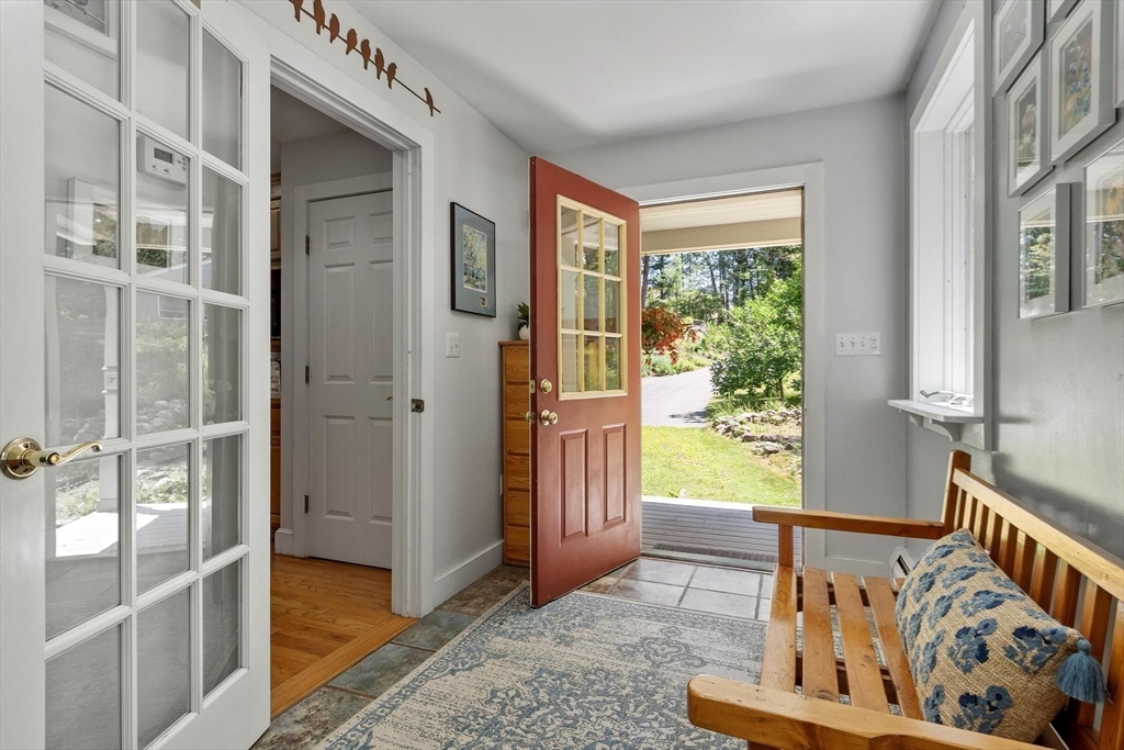 35 Parker St Property Photo 17