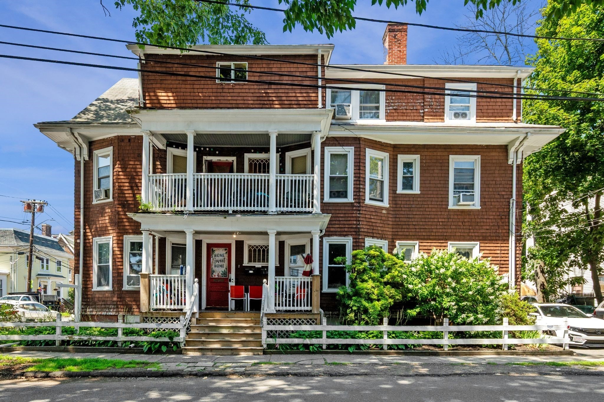 2 Mace Pl Property Photo 1