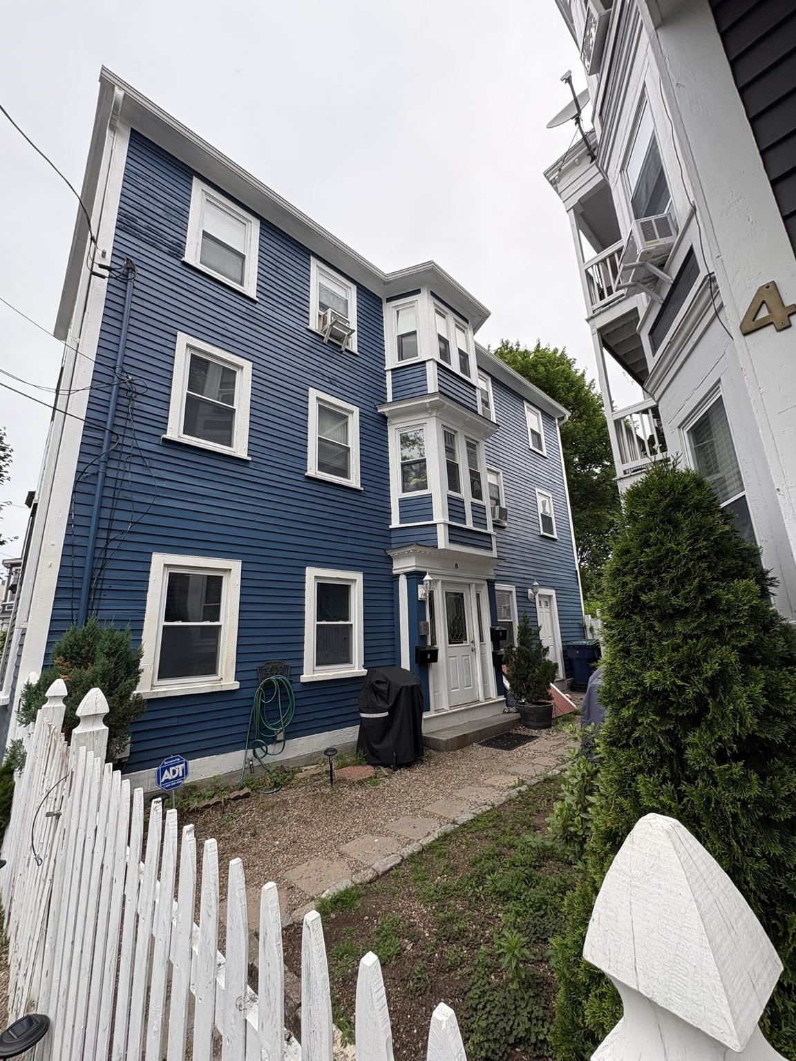 6 Northey # 3 Property Photo 1