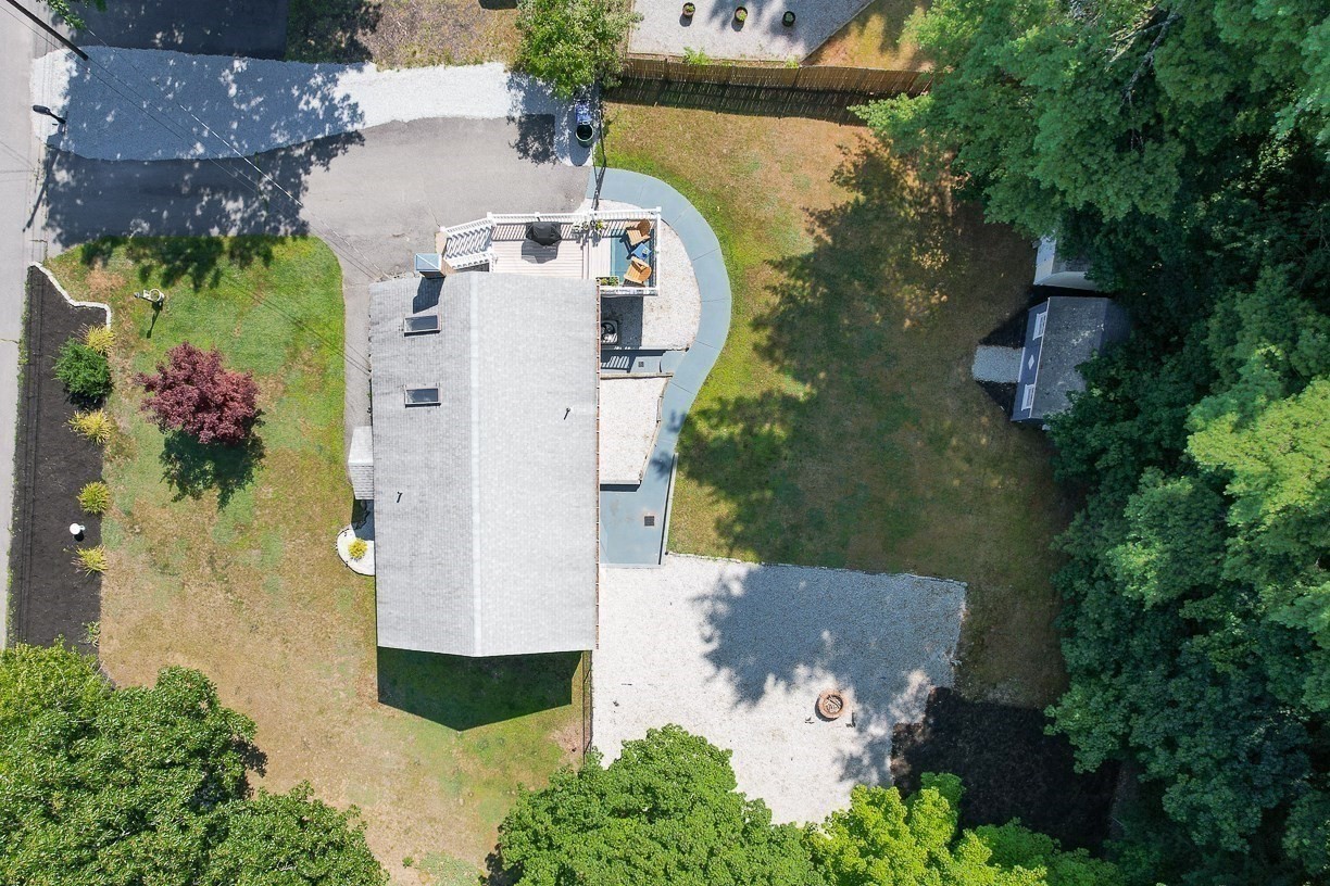 8 Haskell Rd Property Photo 4