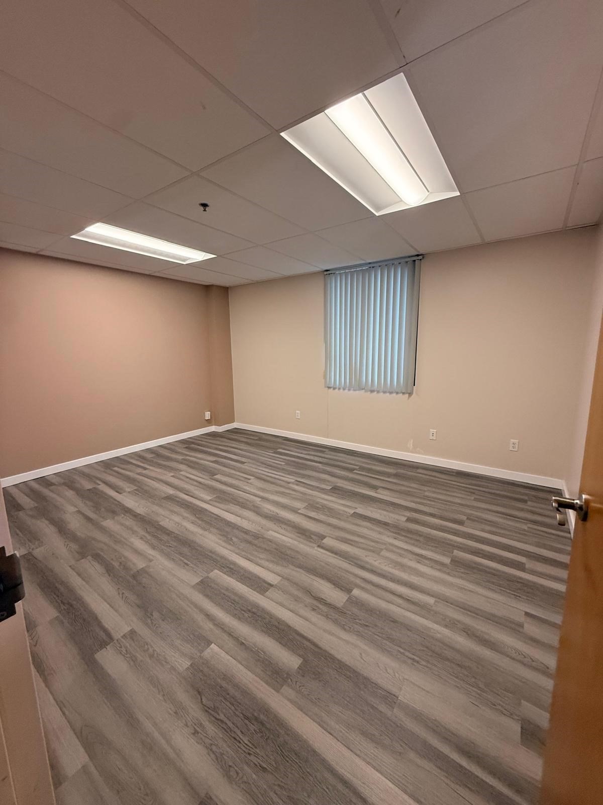 1 R Newbury # 405 Property Photo 17