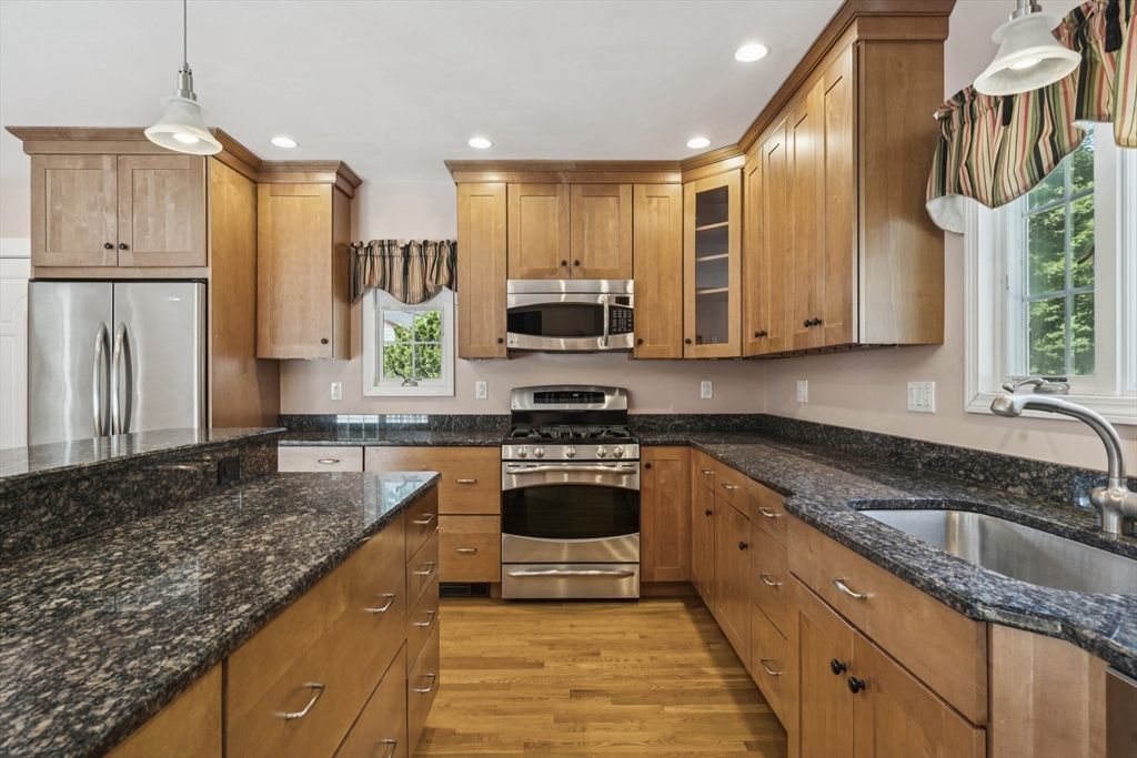 68 White Street Property Photo 7