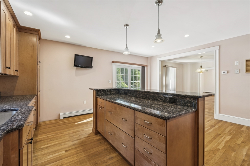 68 White Street Property Photo 9