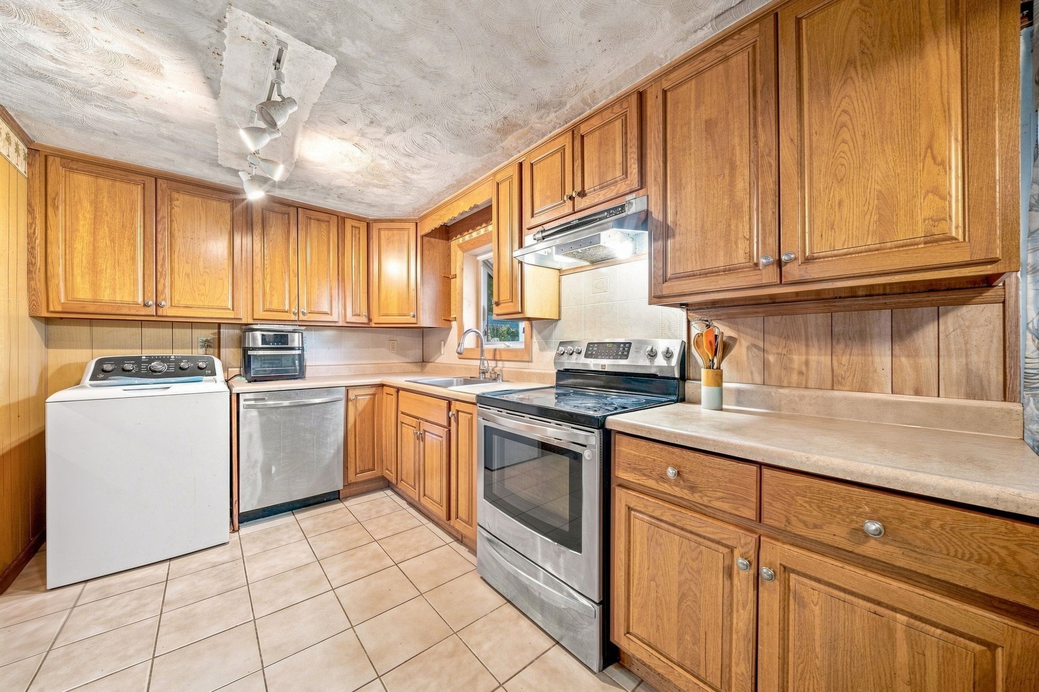 34 Joseph Property Photo 11