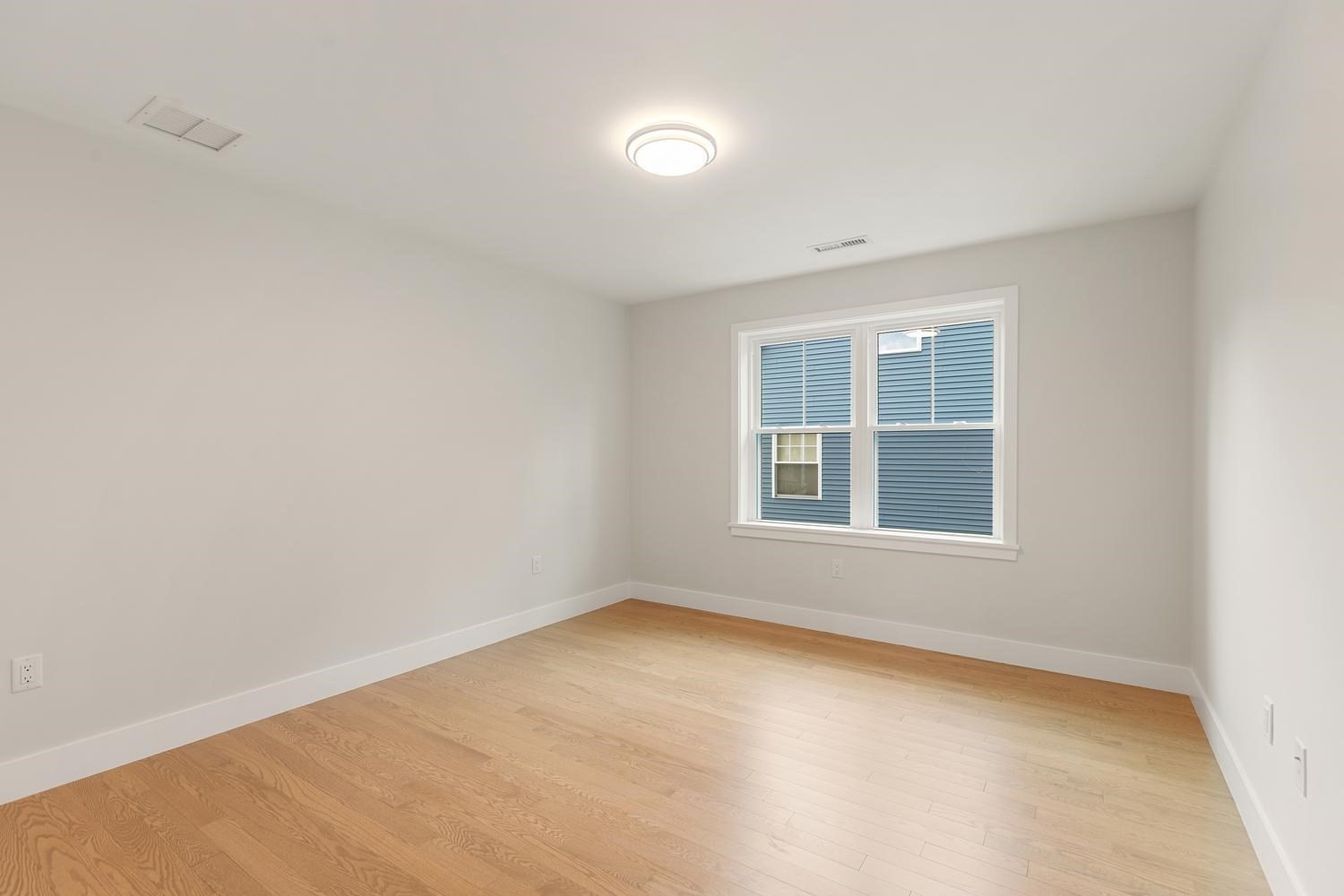 30 Calvin St Property Photo 26