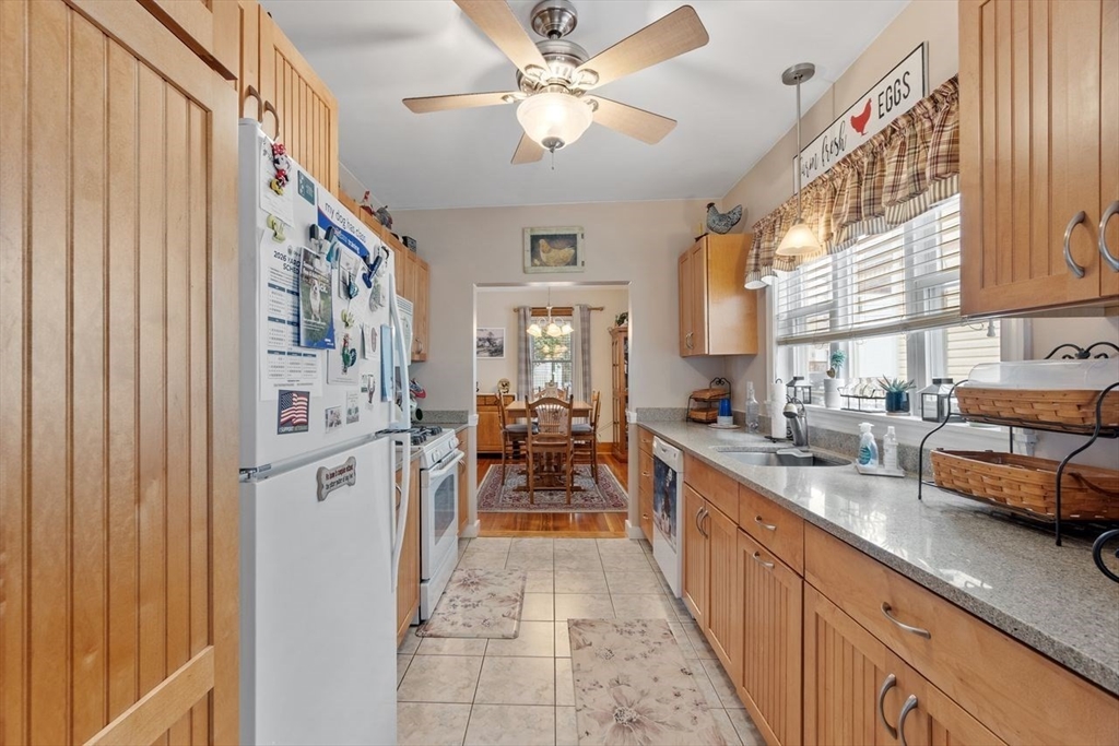 38 Floyd Street Property Photo 12