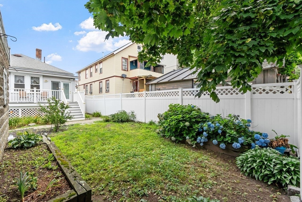 38 Floyd Street Property Photo 30