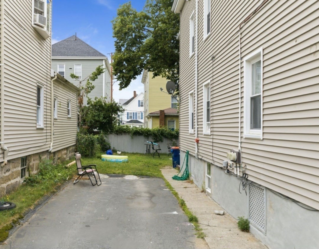 17 Salisbury St Property Photo 6