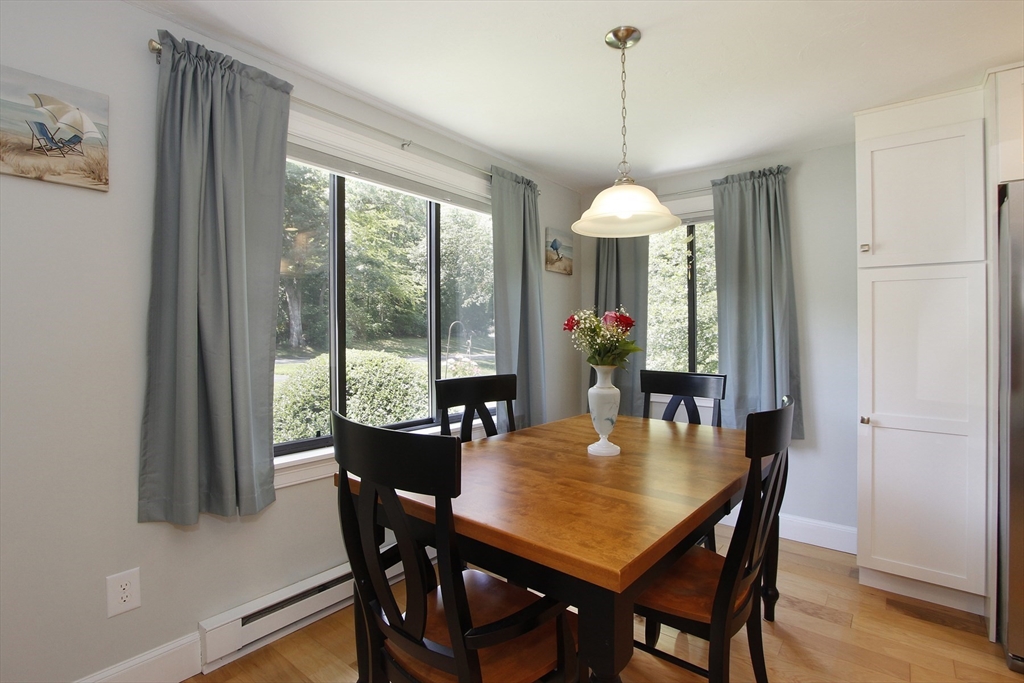 52 Court Way # 52 Property Photo 6
