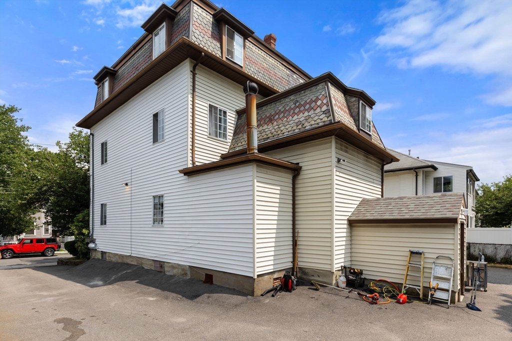 28 Morse St Property Photo 5