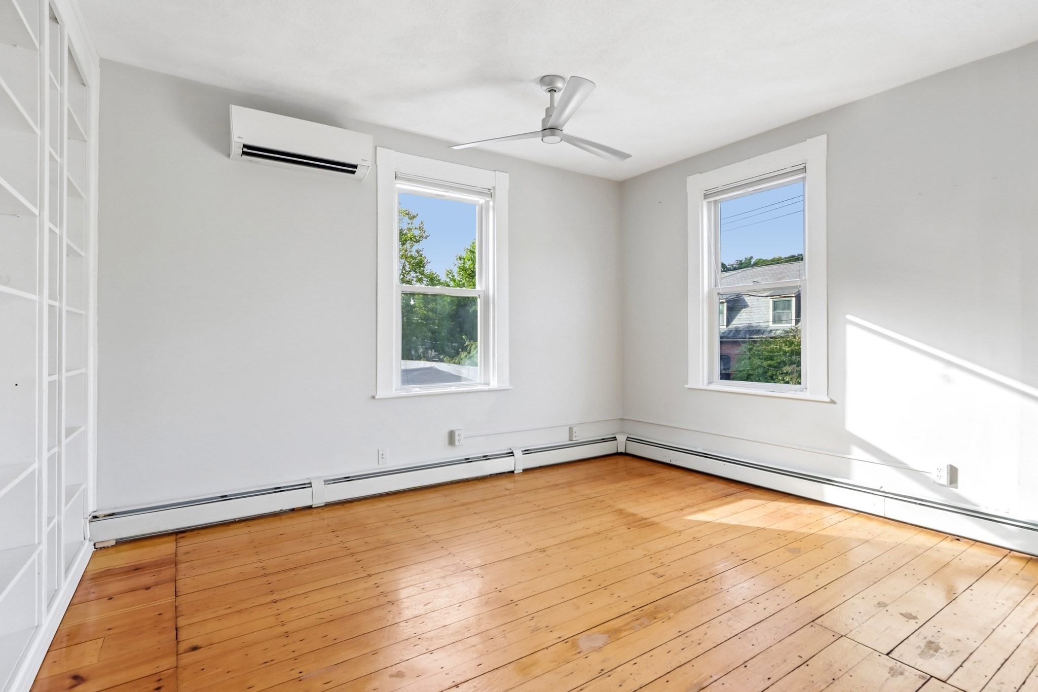 246 Cypress St # 4 Property Photo 6