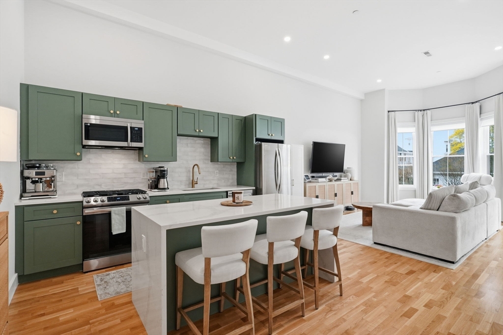 46 Union # 3 Property Photo 1