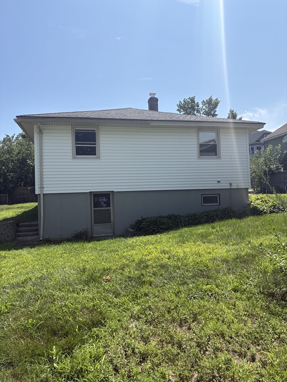 5 Lafayette Ave Property Photo 3