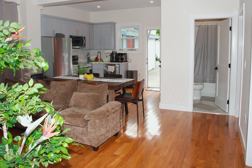 5 Walnut Avenue # 2 Property Photo 3