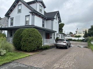 5 Walnut Avenue # 2 Property Photo 13