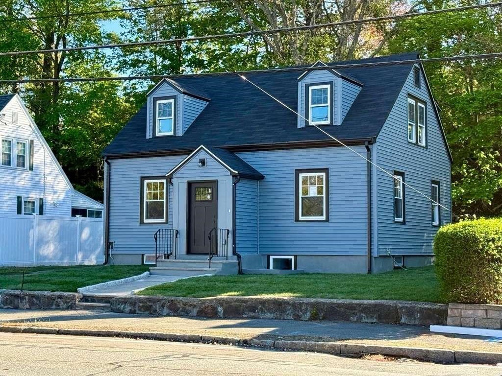 714 Lynnfield St Property Photo 1