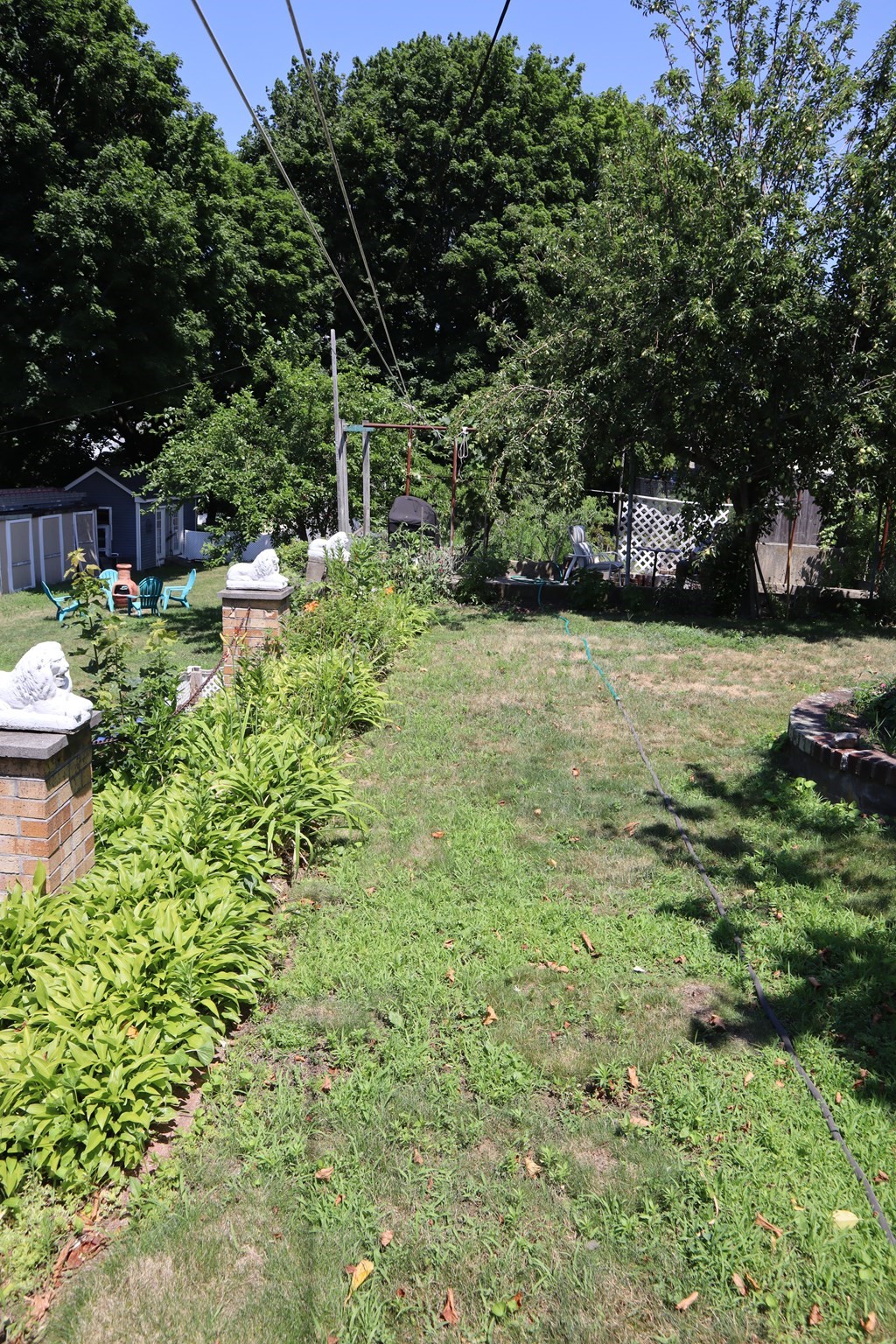 7-r W Dane St Property Photo 6