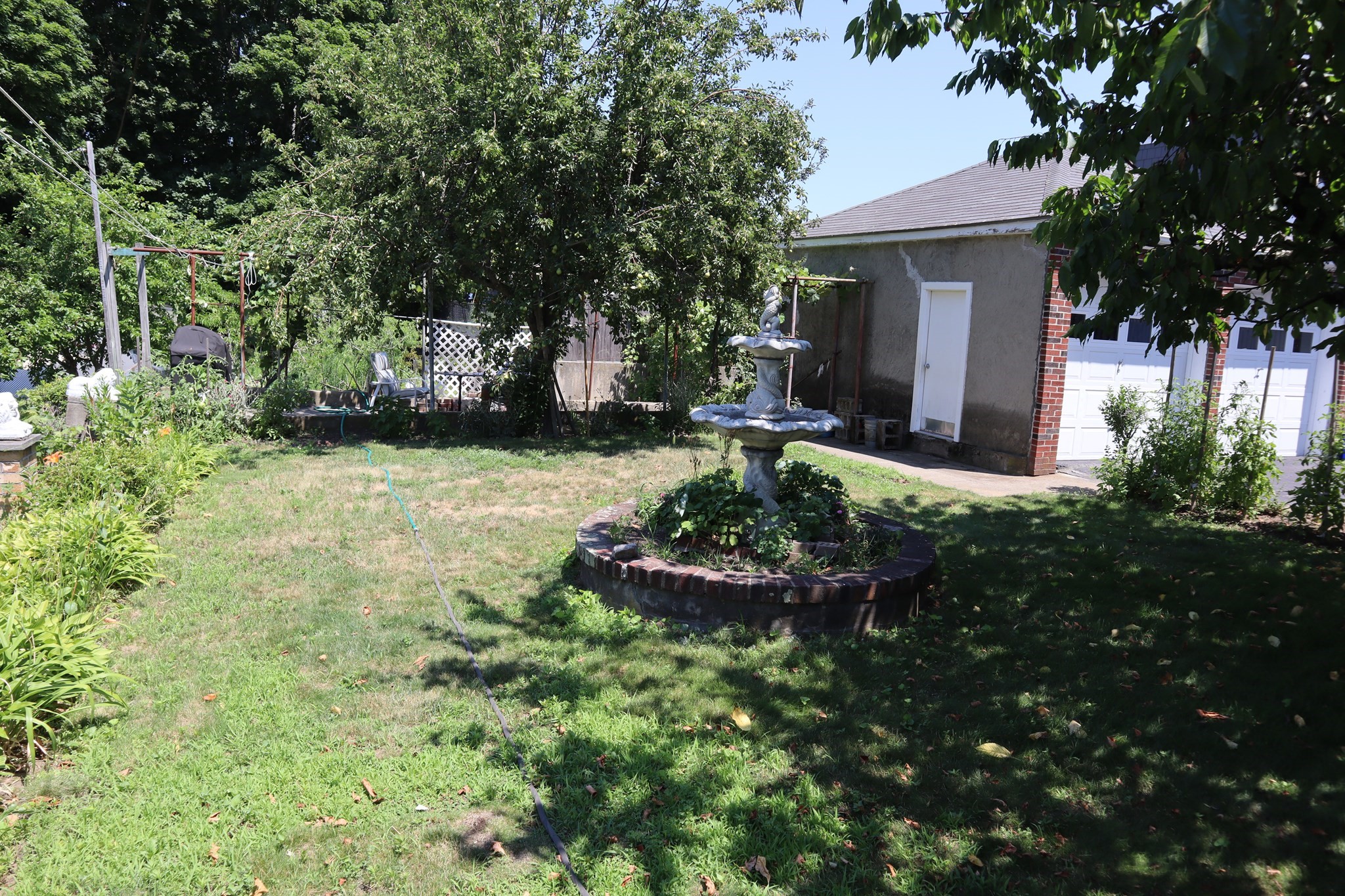 7-r W Dane St Property Photo 7