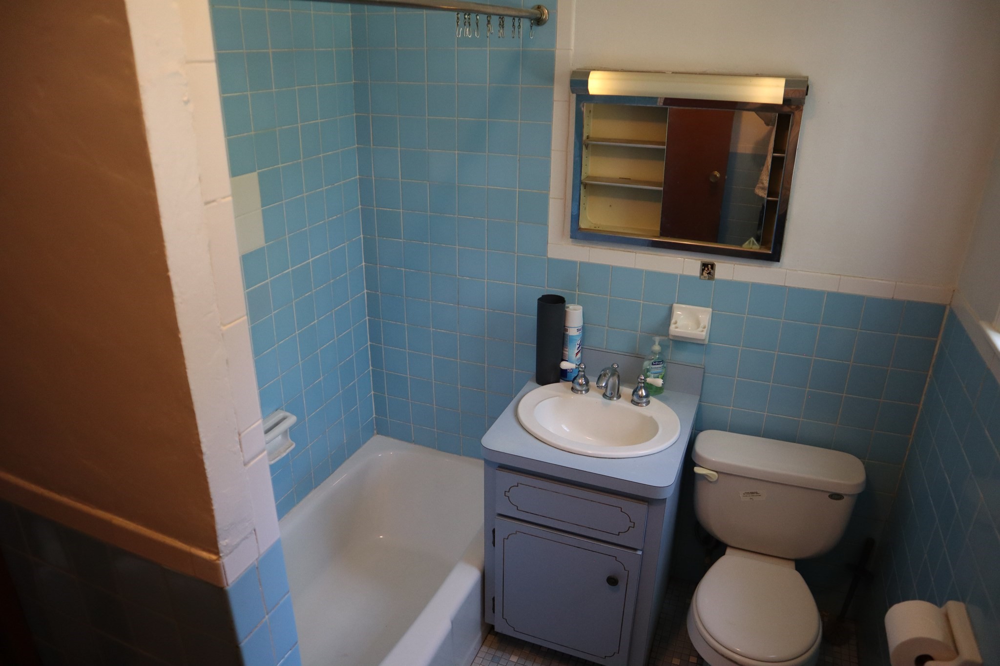 7-r W Dane St Property Photo 12