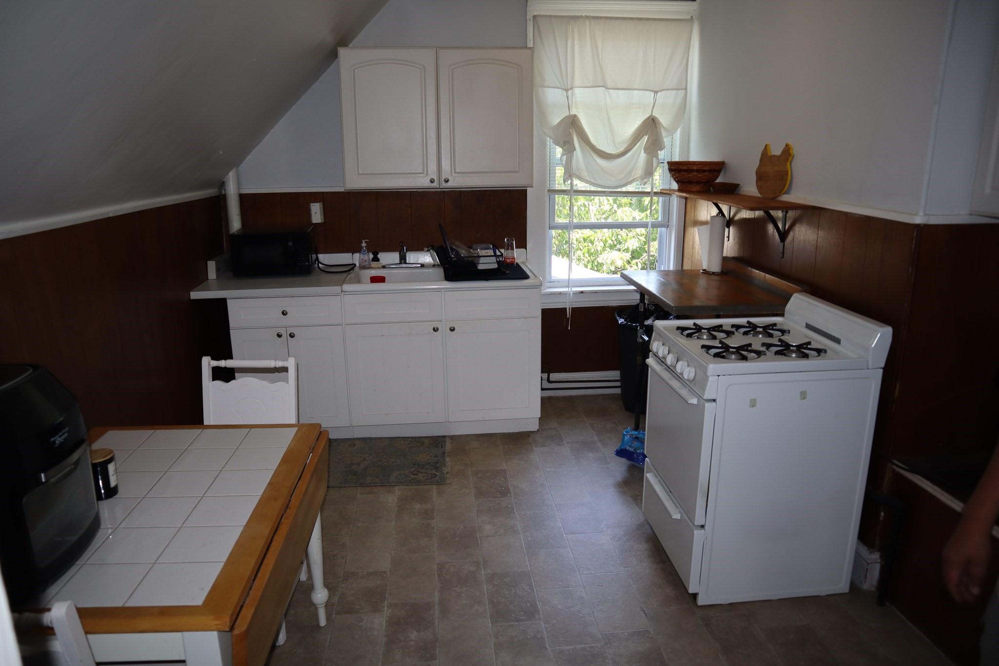 7-r W Dane St Property Photo 27