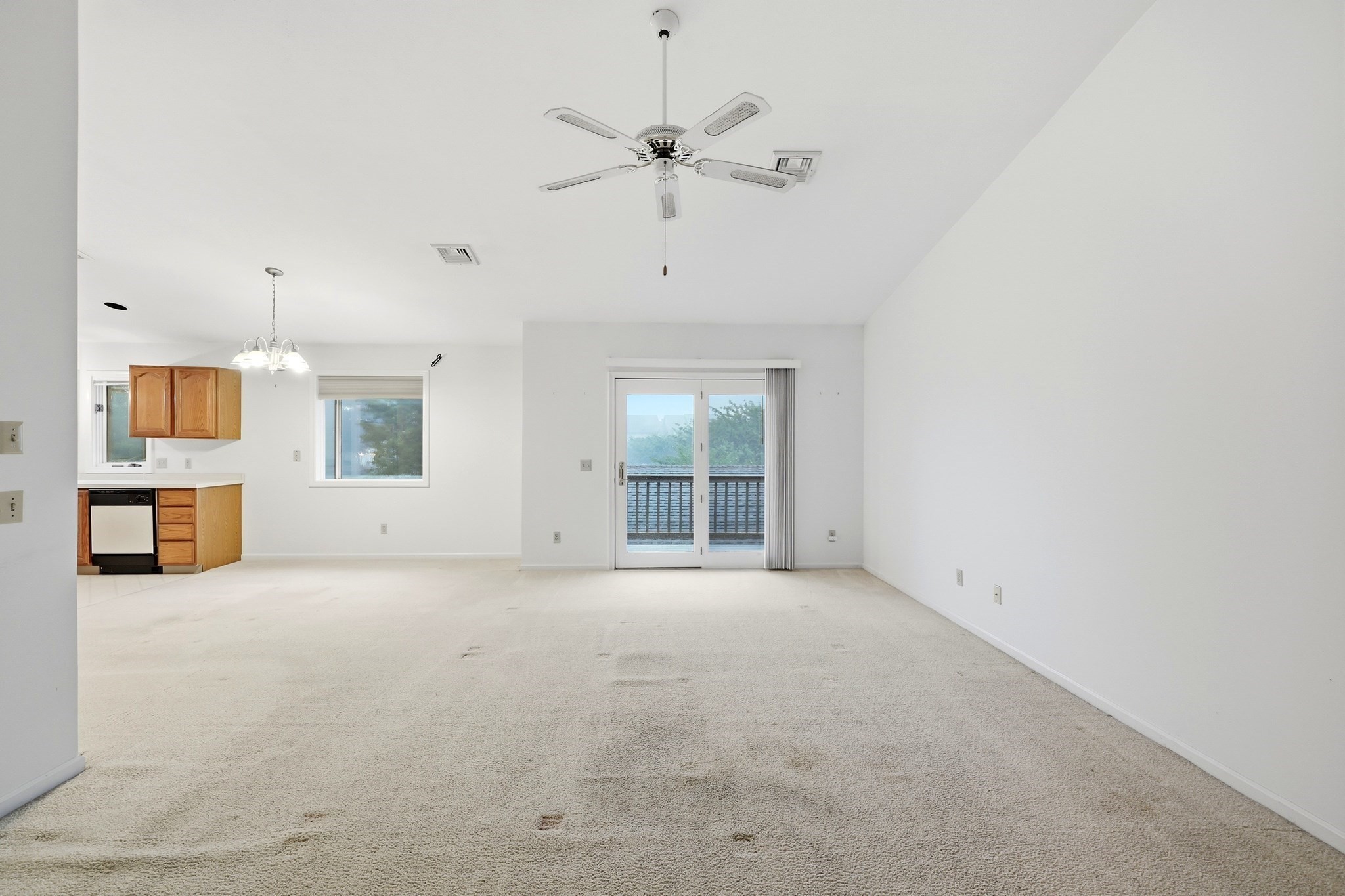 40 Pine Grove Dr # 40 Property Photo 2