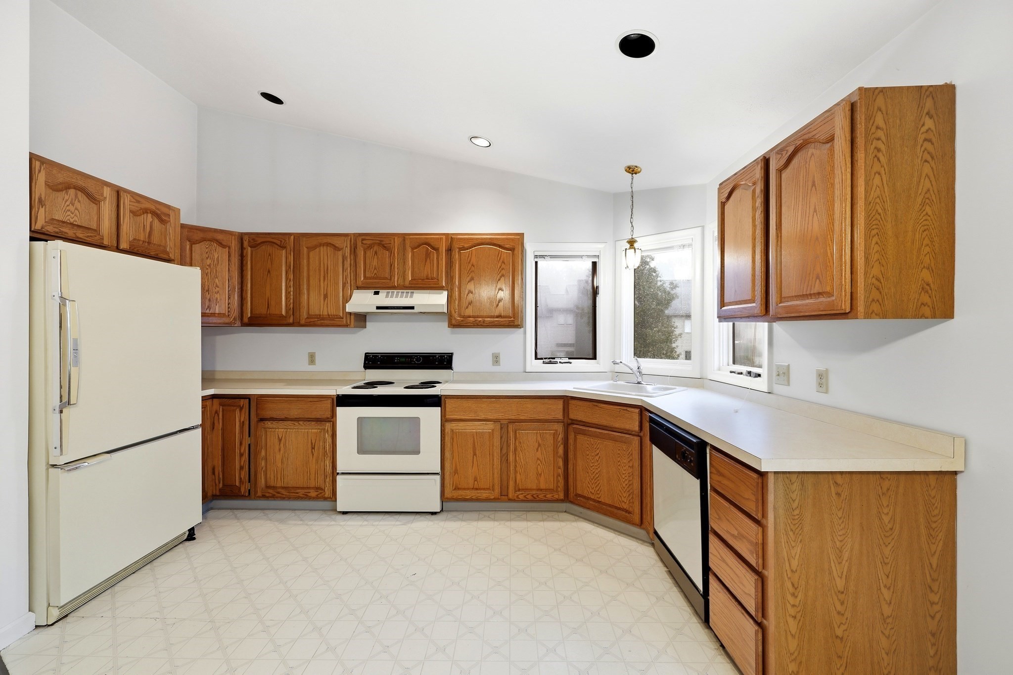 40 Pine Grove Dr # 40 Property Photo 5