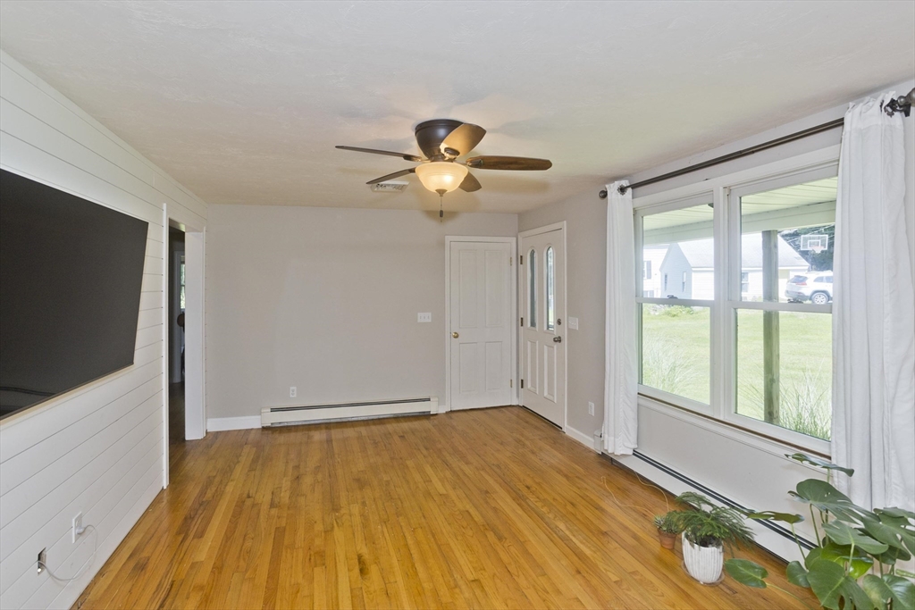 37 Cooper Rd Property Photo 15