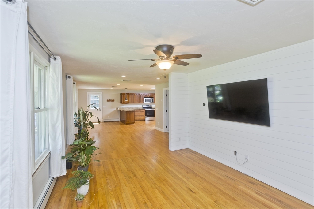 37 Cooper Rd Property Photo 17