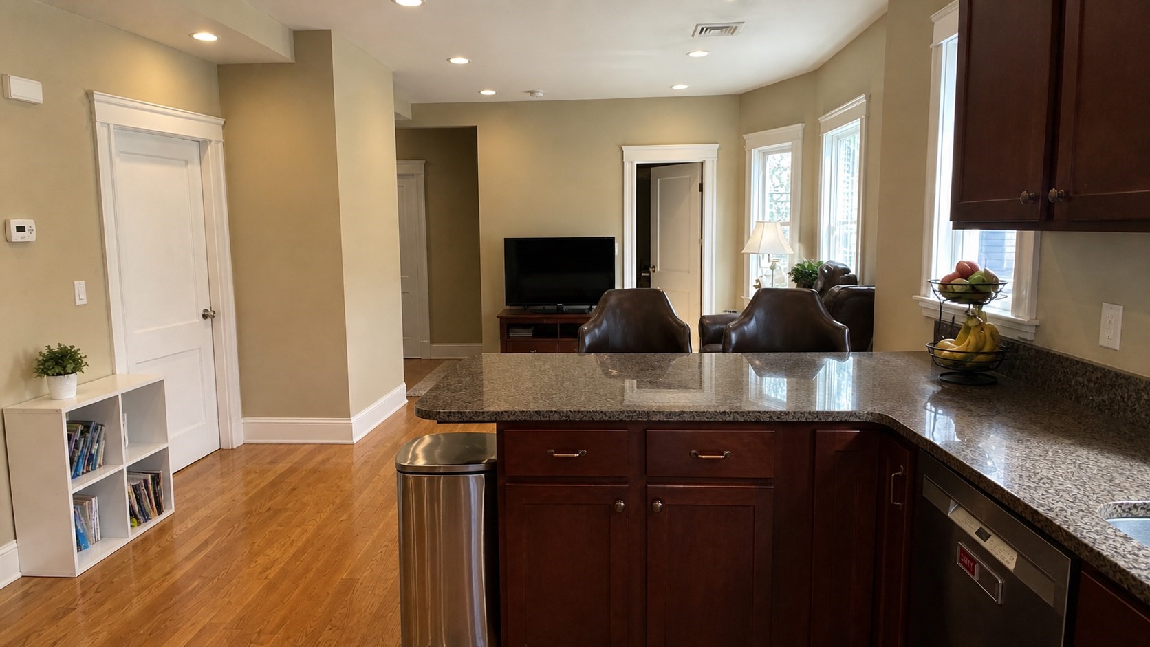 113-115 Hillsdale Rd # 113 Property Photo 2