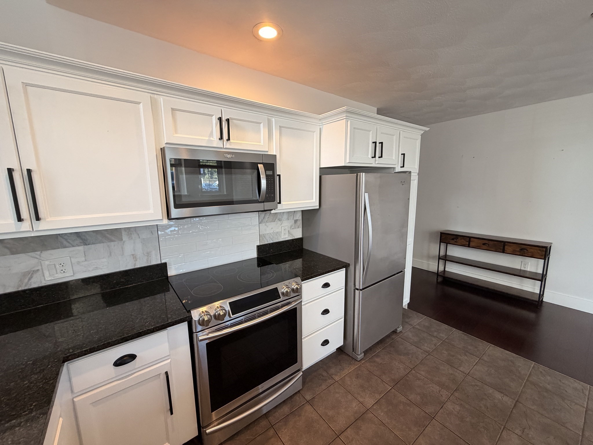 52 Washington St Property Photo 2